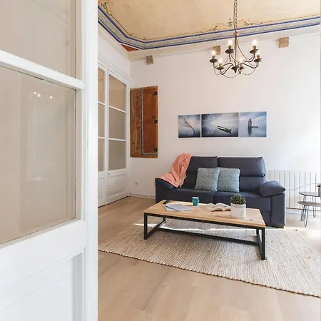 Appartement Bravissimo Placa Del Vi, Authentic Historic *