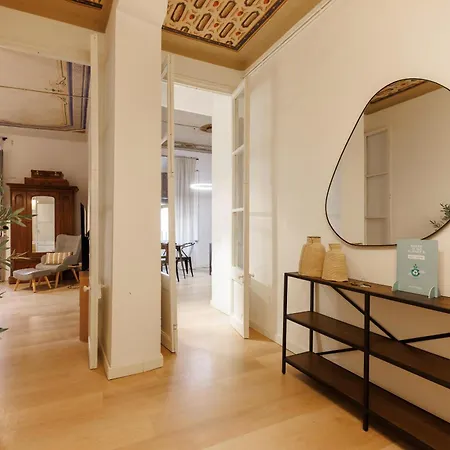 Διαμέρισμα Bravissimo Placa Del Vi, Authentic Historic