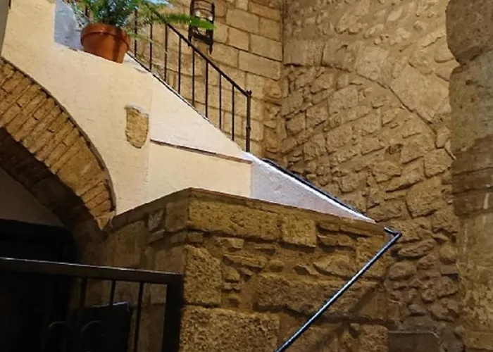 Bravissimo Placa Del Vi, Authentic Historic Apartment